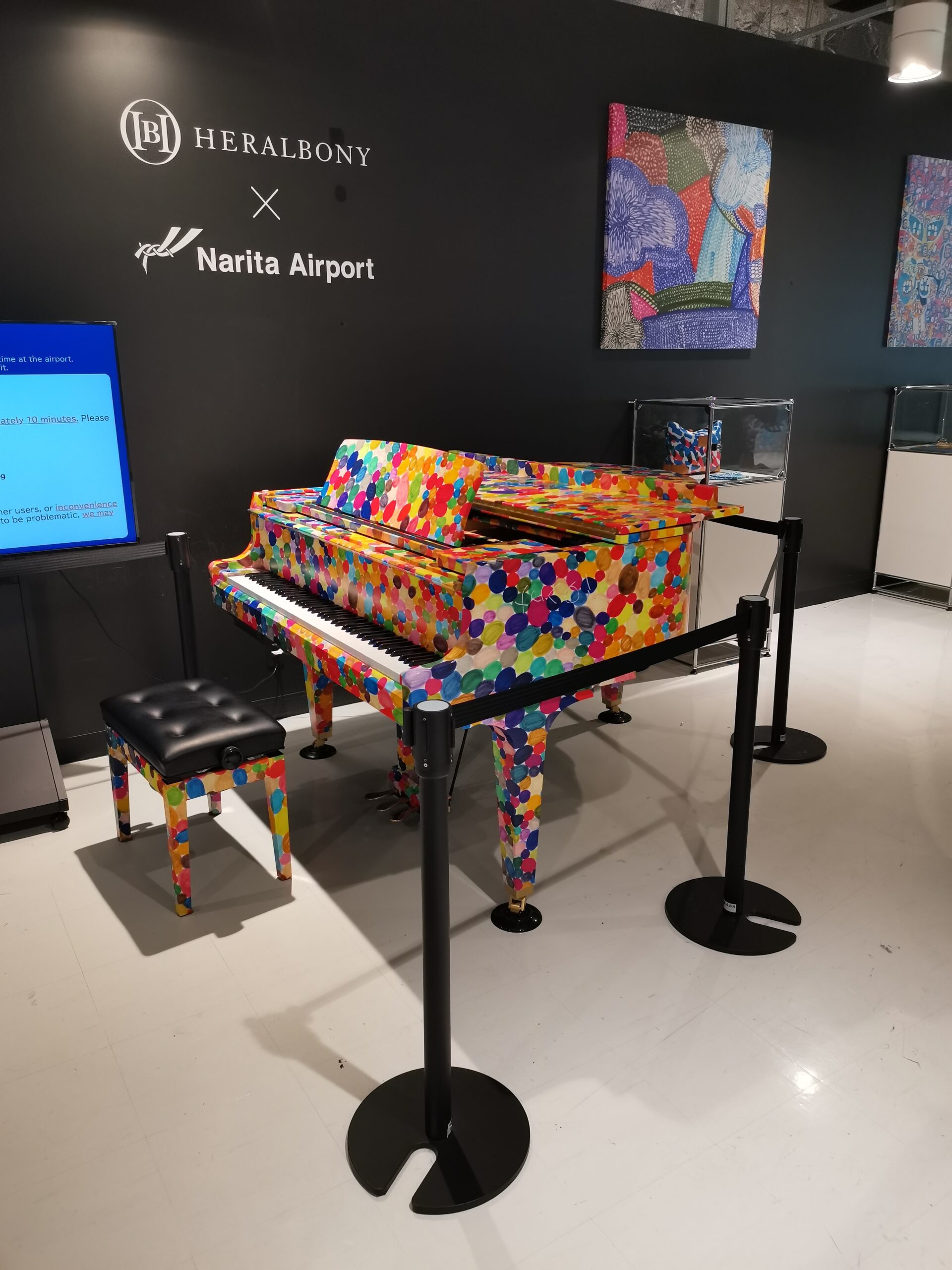 成田空港のピアノ